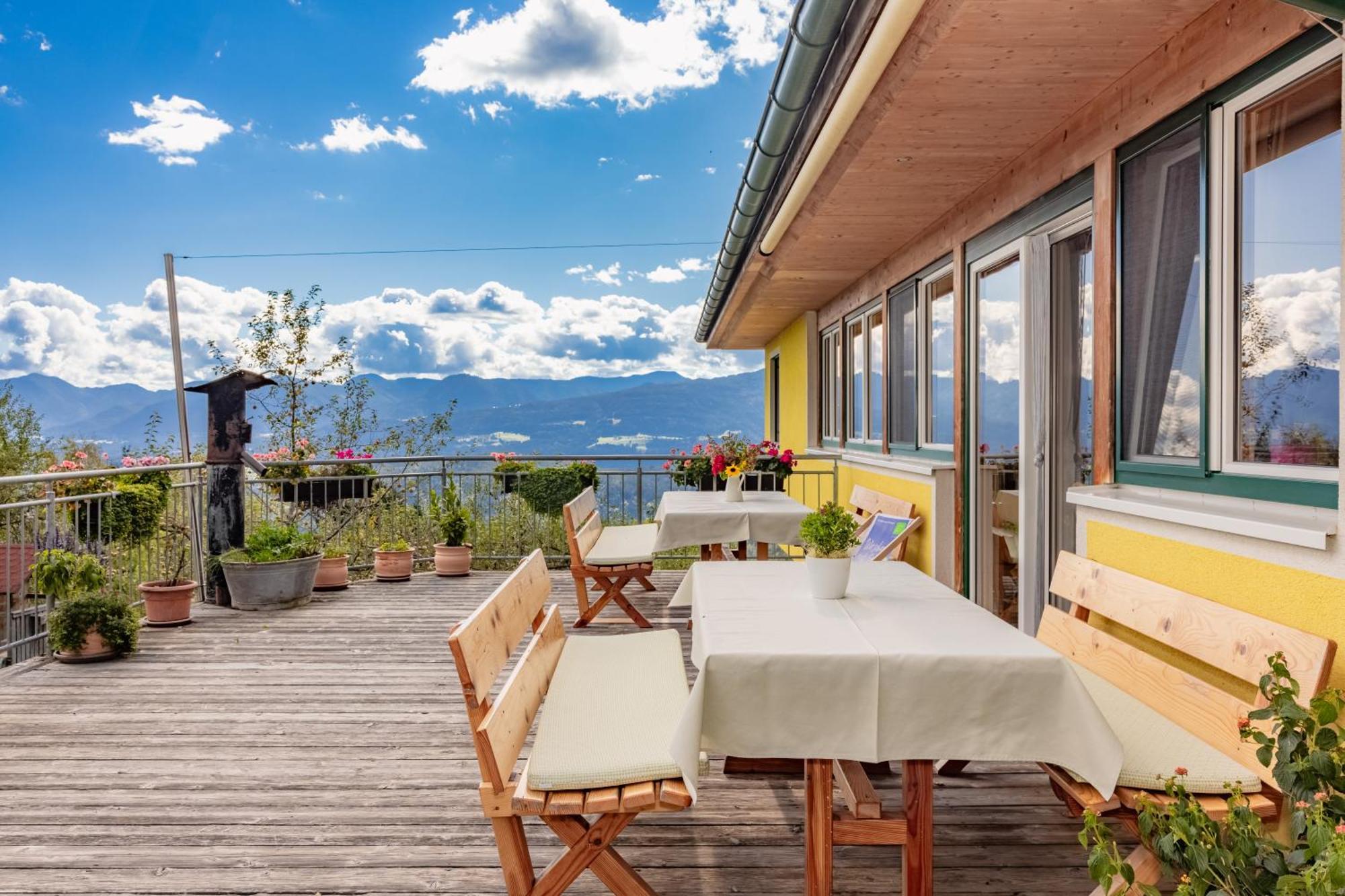 Bio- Und Vitalbauernhof Bacherhof Millstatt Buitenkant foto