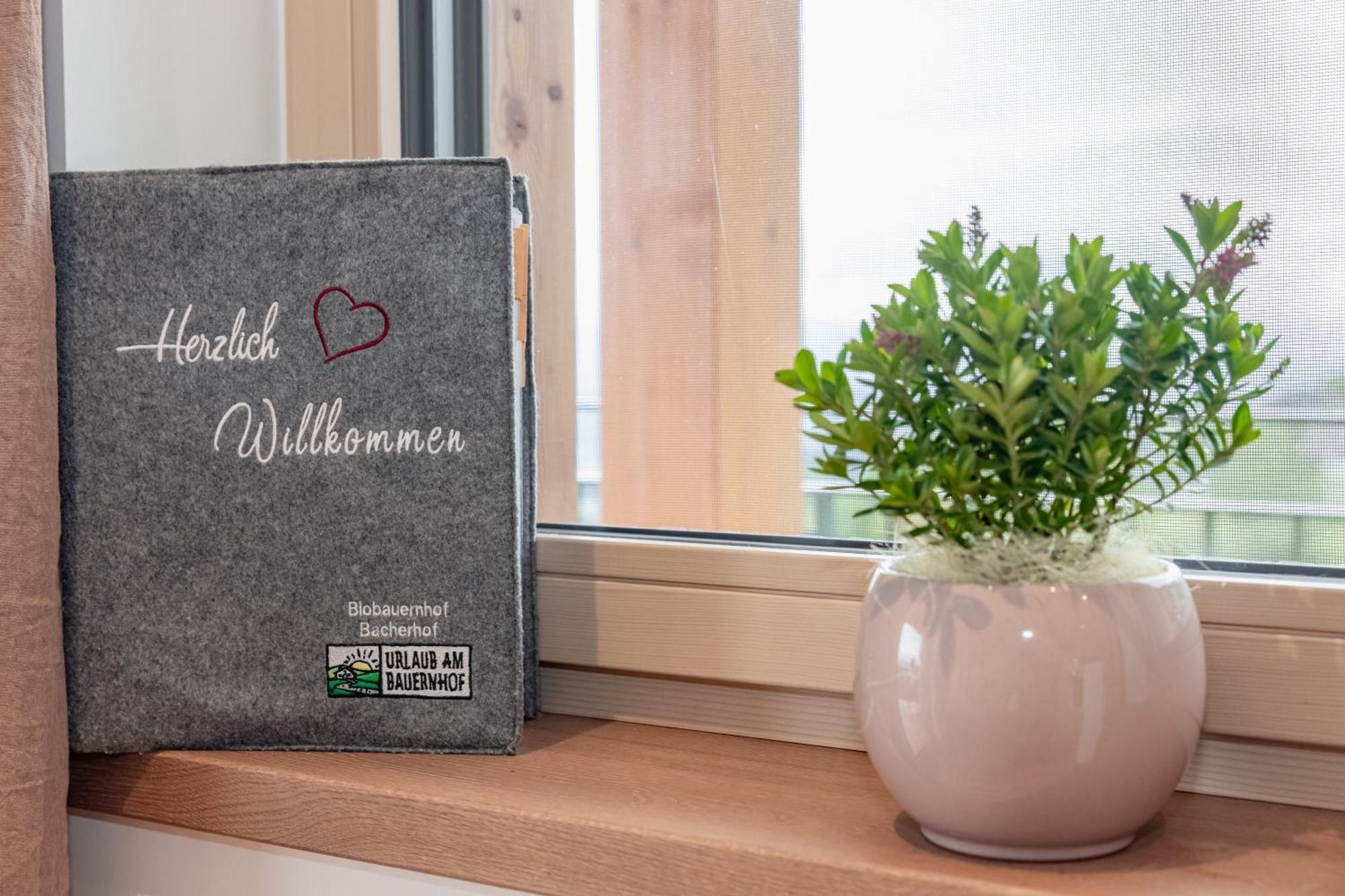 Bio- Und Vitalbauernhof Bacherhof Millstatt Buitenkant foto